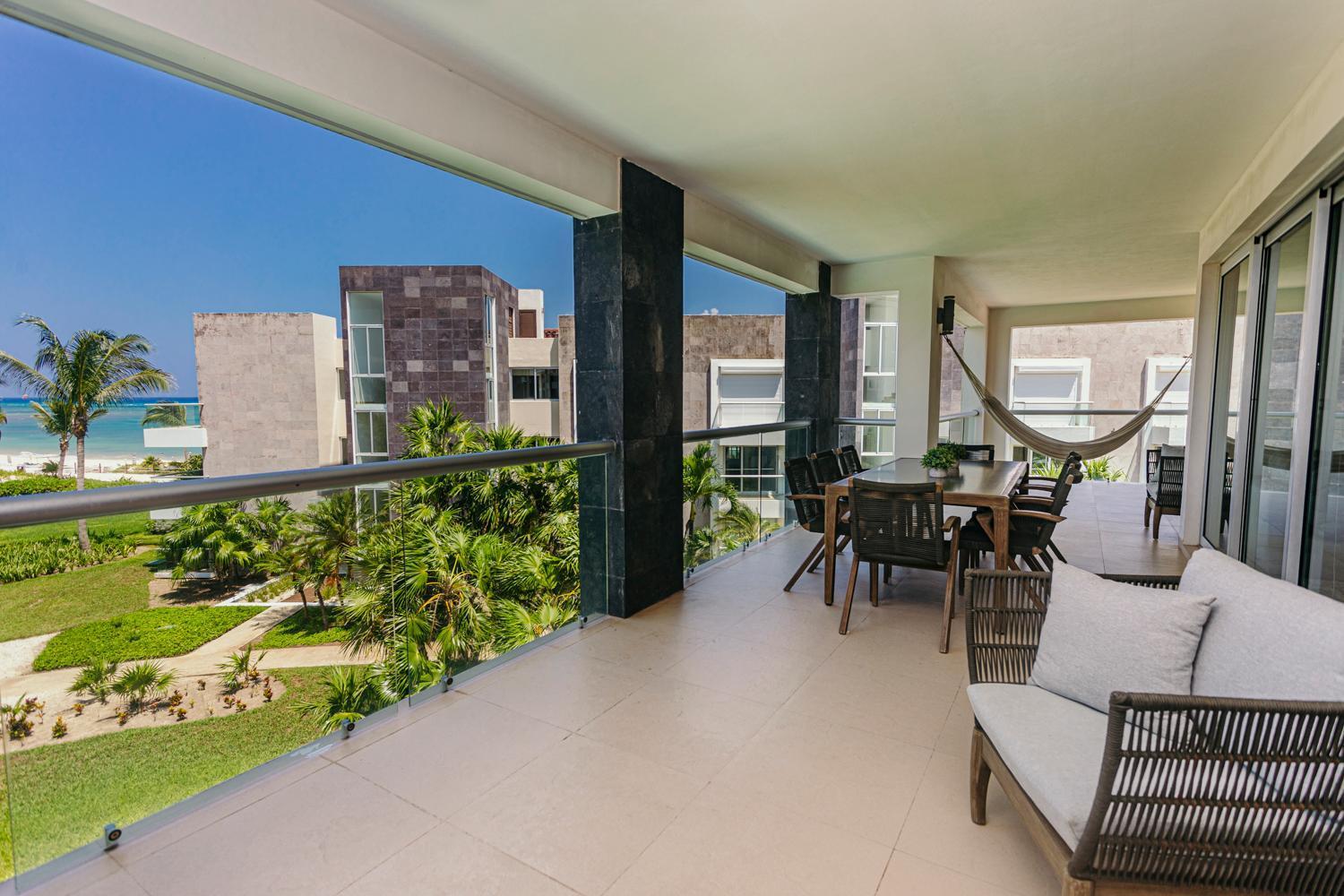 Mareazul Beach Front Condos At Плая-дель-Кармен Экстерьер фото