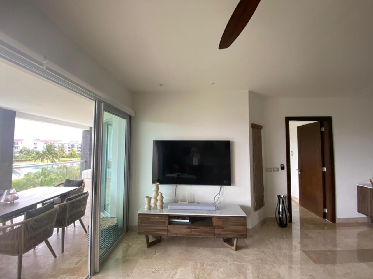 Mareazul Beach Front Condos At Плая-дель-Кармен Экстерьер фото