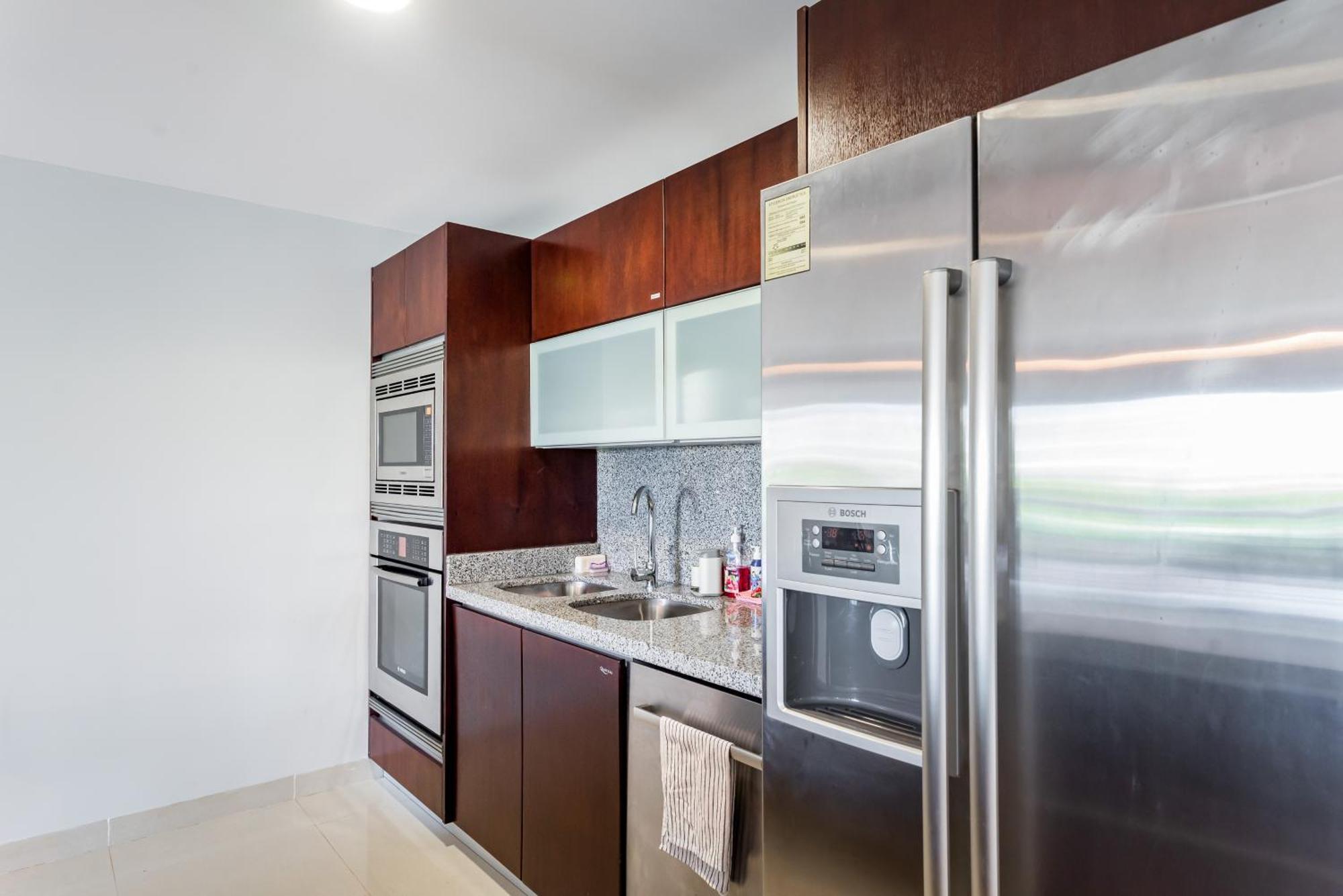 Mareazul Beach Front Condos At Плая-дель-Кармен Экстерьер фото